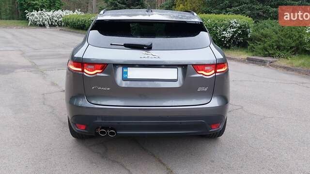 Сірий Ягуар Ф-Пейс, об'ємом двигуна 2 л та пробігом 178 тис. км за 23000 $, фото 1 на Automoto.ua