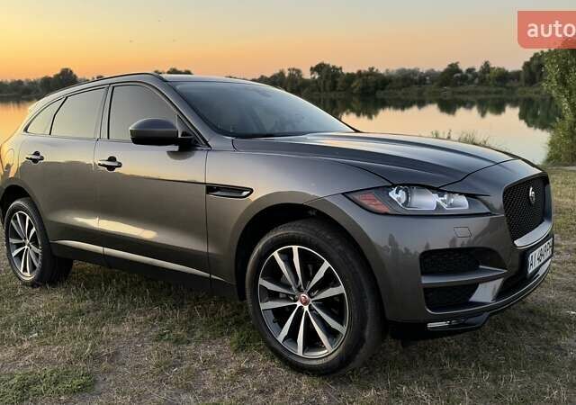 Серый Ягуар Ф-Пейс, объемом двигателя 2 л и пробегом 180 тыс. км за 18900 $, фото 24 на Automoto.ua