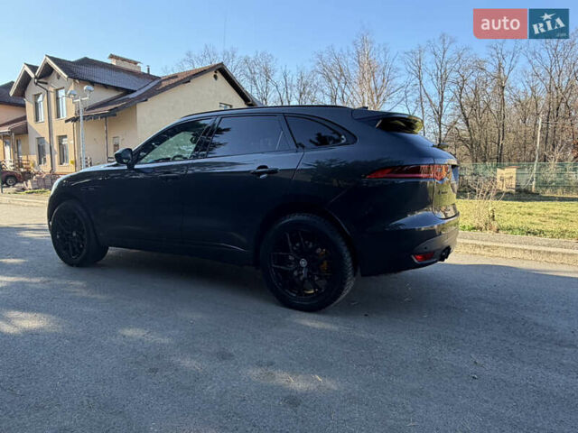 Серый Ягуар Ф-Пейс, объемом двигателя 2 л и пробегом 131 тыс. км за 27500 $, фото 9 на Automoto.ua