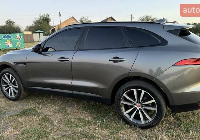 Серый Ягуар Ф-Пейс, объемом двигателя 2 л и пробегом 180 тыс. км за 18900 $, фото 28 на Automoto.ua