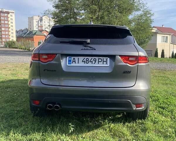 Сірий Ягуар Ф-Пейс, об'ємом двигуна 2 л та пробігом 191 тис. км за 19000 $, фото 13 на Automoto.ua