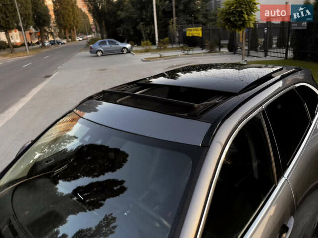Сірий Ягуар Ф-Пейс, об'ємом двигуна 3 л та пробігом 151 тис. км за 27000 $, фото 62 на Automoto.ua