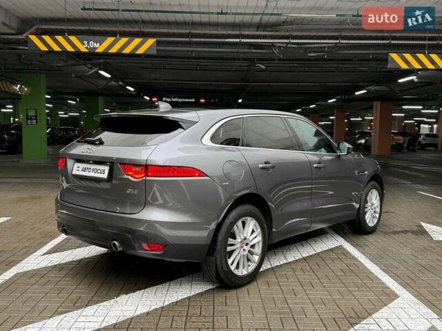 Сірий Ягуар Ф-Пейс, об'ємом двигуна 3 л та пробігом 147 тис. км за 22990 $, фото 6 на Automoto.ua