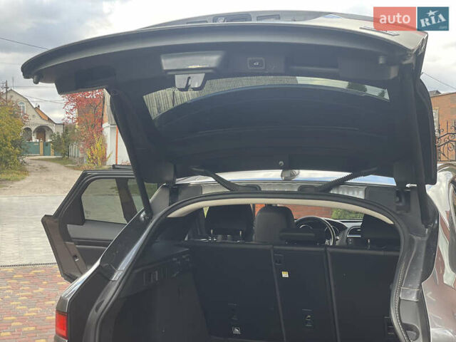 Сірий Ягуар Ф-Пейс, об'ємом двигуна 2 л та пробігом 130 тис. км за 17999 $, фото 20 на Automoto.ua