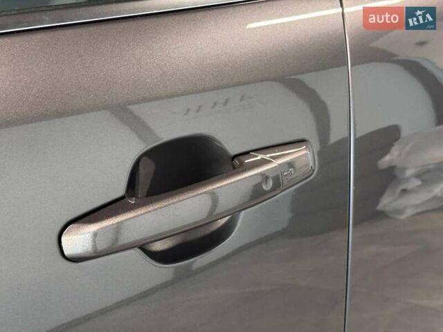 Серый Ягуар Ф-Пейс, объемом двигателя 3 л и пробегом 161 тыс. км за 27900 $, фото 11 на Automoto.ua