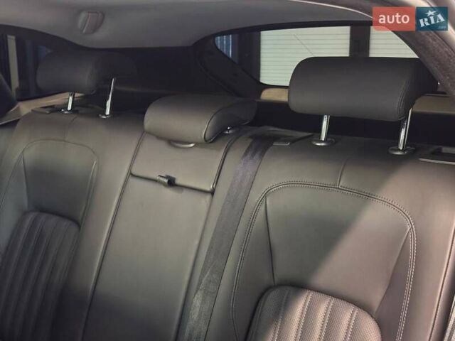 Серый Ягуар Ф-Пейс, объемом двигателя 2.99 л и пробегом 161 тыс. км за 25990 $, фото 32 на Automoto.ua