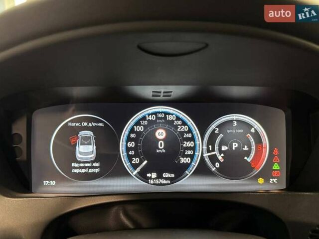 Серый Ягуар Ф-Пейс, объемом двигателя 3 л и пробегом 161 тыс. км за 27900 $, фото 22 на Automoto.ua