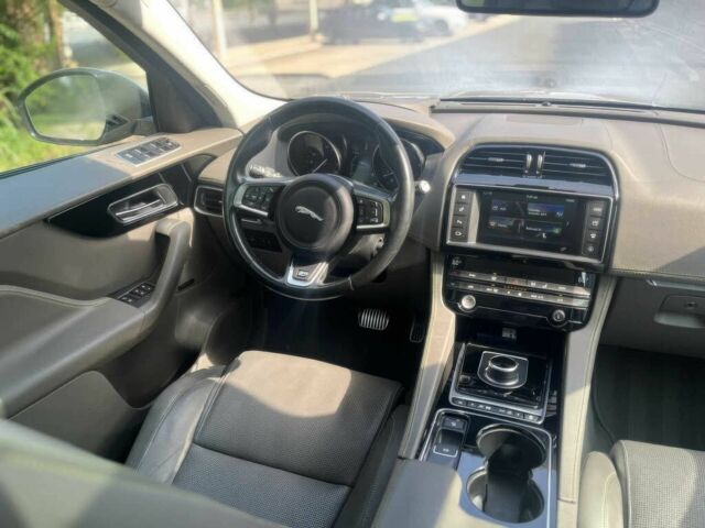 Ягуар Ф-Пейс 2017 у Києві на Automoto.ua Сірий Ягуар Ф-Пейс, об'ємом двигуна 3 л та пробігом 69 тис. км за 4900 $, фото 8 на Automoto.ua