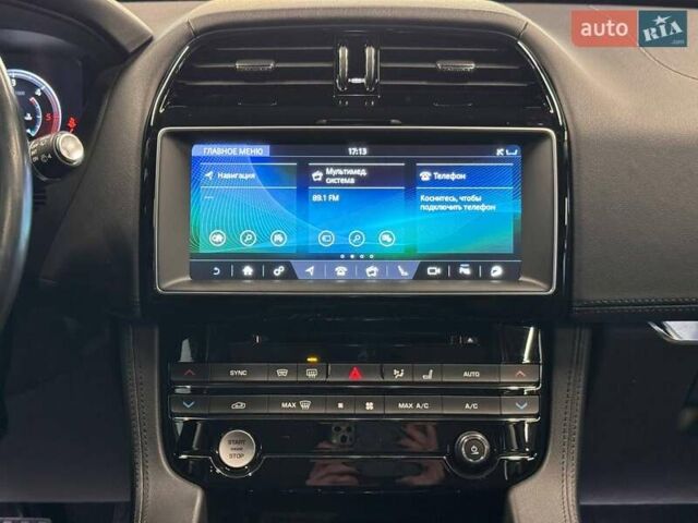 Серый Ягуар Ф-Пейс, объемом двигателя 2.99 л и пробегом 161 тыс. км за 25990 $, фото 45 на Automoto.ua