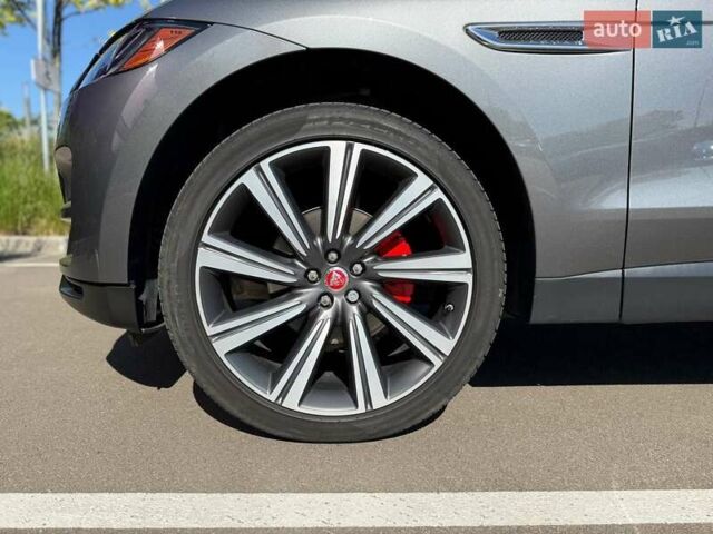 Ягуар Ф-Пейс 2017 у Києві на Automoto.ua Сірий Ягуар Ф-Пейс, об'ємом двигуна 2 л та пробігом 62 тис. км за 26990 $, фото 8 на Automoto.ua