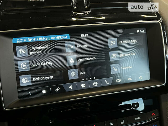 Серый Ягуар Ф-Пейс, объемом двигателя 3 л и пробегом 97 тыс. км за 35000 $, фото 62 на Automoto.ua