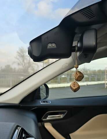 Сірий Ягуар Ф-Пейс, об'ємом двигуна 2 л та пробігом 118 тис. км за 22500 $, фото 10 на Automoto.ua