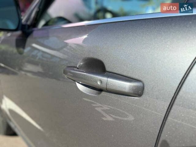 Ягуар Ф-Пейс 2017 у Києві на Automoto.ua Сірий Ягуар Ф-Пейс, об'ємом двигуна 2 л та пробігом 62 тис. км за 26990 $, фото 9 на Automoto.ua