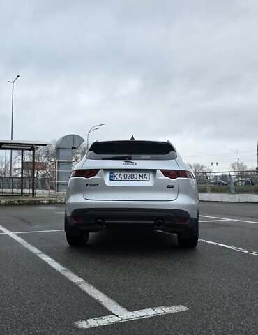 Сірий Ягуар Ф-Пейс, об'ємом двигуна 2 л та пробігом 118 тис. км за 22500 $, фото 7 на Automoto.ua