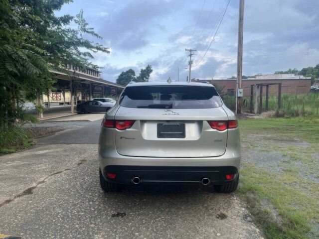 Ягуар Ф-Пейс 2017 у Києві на Automoto.ua Сірий Ягуар Ф-Пейс, об'ємом двигуна 3 л та пробігом 69 тис. км за 4900 $, фото 4 на Automoto.ua