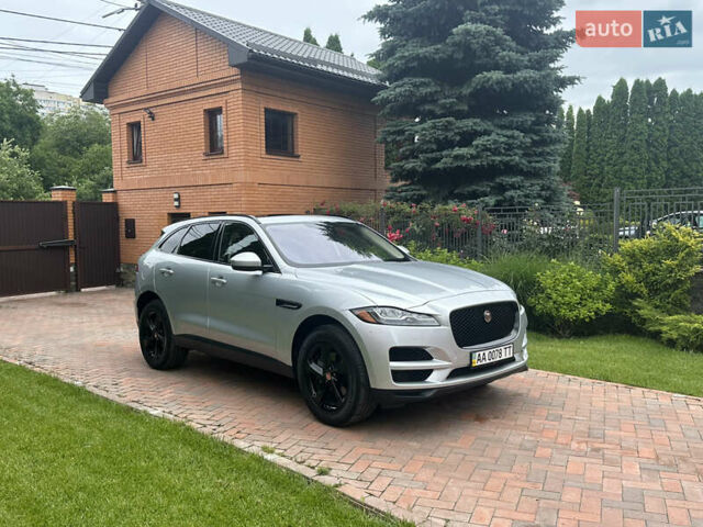 Сірий Ягуар Ф-Пейс, об'ємом двигуна 2 л та пробігом 22 тис. км за 24500 $, фото 7 на Automoto.ua