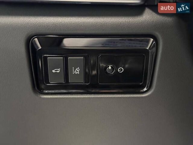 Серый Ягуар Ф-Пейс, объемом двигателя 3 л и пробегом 161 тыс. км за 27900 $, фото 27 на Automoto.ua