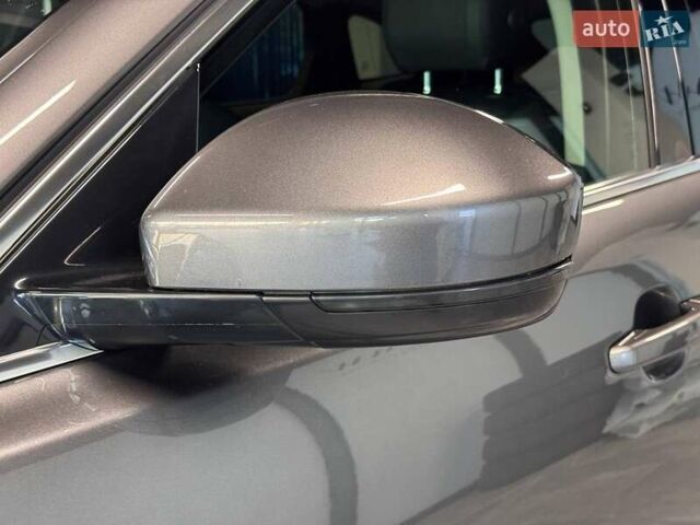 Серый Ягуар Ф-Пейс, объемом двигателя 2.99 л и пробегом 161 тыс. км за 25990 $, фото 10 на Automoto.ua