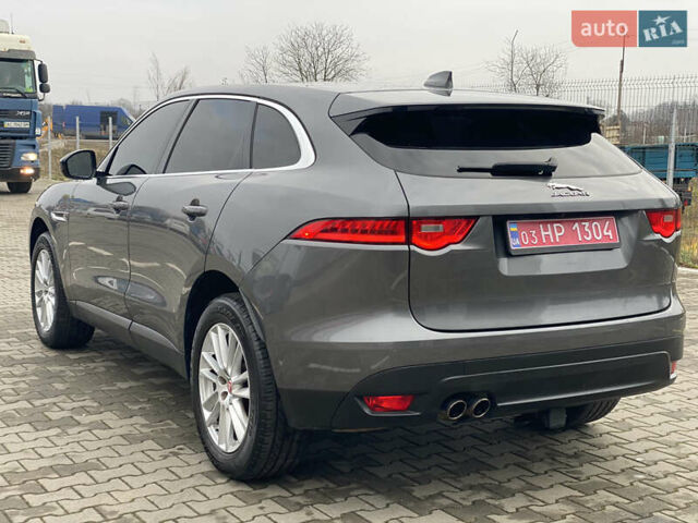 Сірий Ягуар Ф-Пейс, об'ємом двигуна 2 л та пробігом 171 тис. км за 17999 $, фото 10 на Automoto.ua