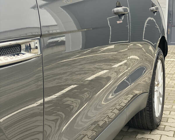 Сірий Ягуар Ф-Пейс, об'ємом двигуна 2 л та пробігом 171 тис. км за 17999 $, фото 25 на Automoto.ua