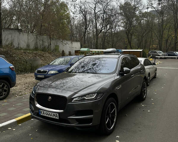 Сірий Ягуар Ф-Пейс, об'ємом двигуна 3 л та пробігом 108 тис. км за 19999 $, фото 48 на Automoto.ua