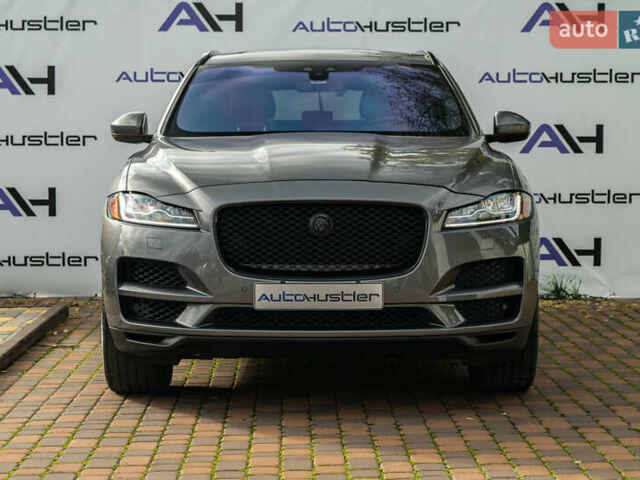 Сірий Ягуар Ф-Пейс, об'ємом двигуна 2 л та пробігом 58 тис. км за 27500 $, фото 2 на Automoto.ua