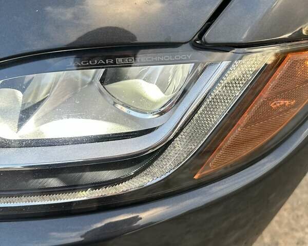 Ягуар Ф-Пейс 2018 у Южноукраинске на Automoto.ua Сірий Ягуар Ф-Пейс, об'ємом двигуна 3 л та пробігом 107 тис. км за 39500 $, фото 29 на Automoto.ua