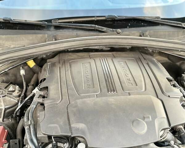 Ягуар Ф-Пейс 2018 у Южноукраинске на Automoto.ua Сірий Ягуар Ф-Пейс, об'ємом двигуна 3 л та пробігом 107 тис. км за 39500 $, фото 60 на Automoto.ua