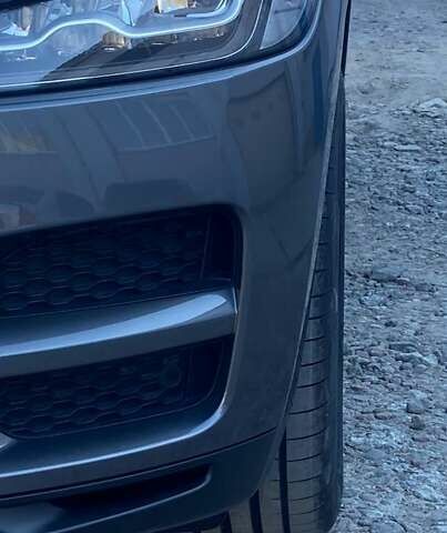 Серый Ягуар Ф-Пейс, объемом двигателя 2 л и пробегом 108 тыс. км за 31500 $, фото 23 на Automoto.ua