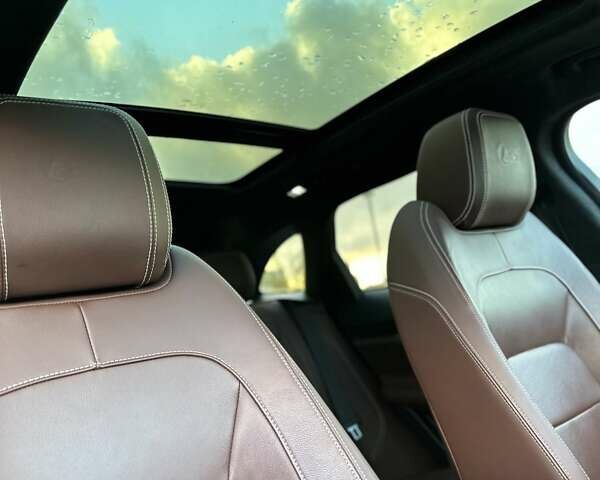 Ягуар Ф-Пейс 2018 у Южноукраинске на Automoto.ua Сірий Ягуар Ф-Пейс, об'ємом двигуна 3 л та пробігом 107 тис. км за 39500 $, фото 50 на Automoto.ua