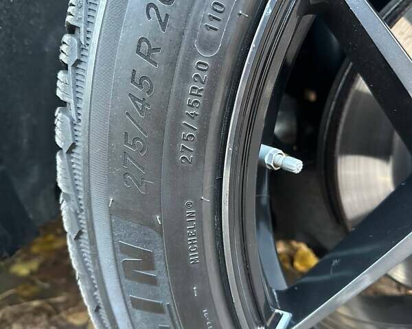 Серый Ягуар Ф-Пейс, объемом двигателя 2 л и пробегом 108 тыс. км за 31500 $, фото 20 на Automoto.ua