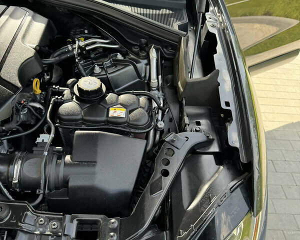 Серый Ягуар Ф-Пейс, объемом двигателя 2 л и пробегом 150 тыс. км за 27000 $, фото 26 на Automoto.ua