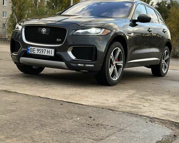 Ягуар Ф-Пейс 2018 у Южноукраинске на Automoto.ua Сірий Ягуар Ф-Пейс, об'ємом двигуна 3 л та пробігом 107 тис. км за 39500 $, фото 5 на Automoto.ua