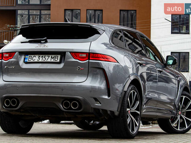 Сірий Ягуар Ф-Пейс, об'ємом двигуна 5 л та пробігом 28 тис. км за 55000 $, фото 39 на Automoto.ua