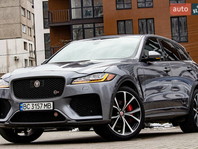 Сірий Ягуар Ф-Пейс, об'ємом двигуна 5 л та пробігом 28 тис. км за 55000 $, фото 19 на Automoto.ua