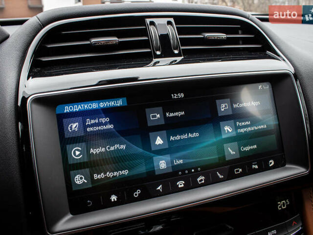 Сірий Ягуар Ф-Пейс, об'ємом двигуна 5 л та пробігом 28 тис. км за 55000 $, фото 100 на Automoto.ua