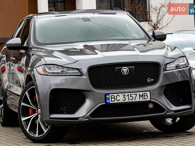 Сірий Ягуар Ф-Пейс, об'ємом двигуна 5 л та пробігом 28 тис. км за 55000 $, фото 1 на Automoto.ua