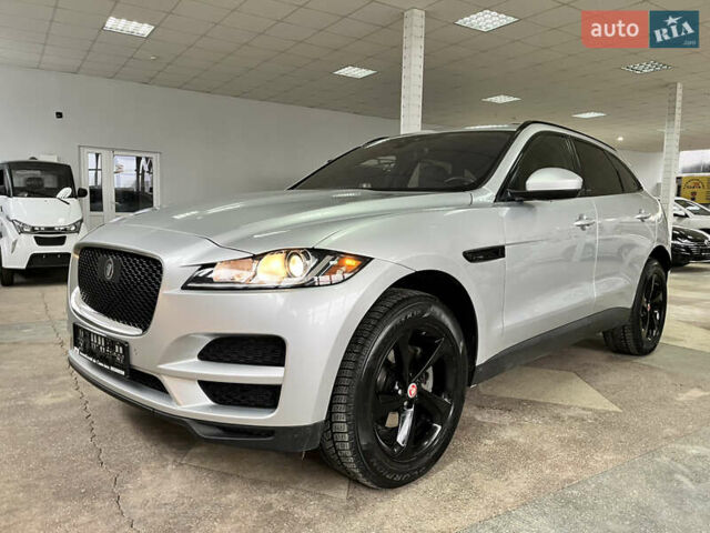 Сірий Ягуар Ф-Пейс, об'ємом двигуна 2 л та пробігом 73 тис. км за 25590 $, фото 1 на Automoto.ua