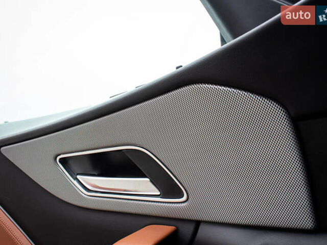 Сірий Ягуар Ф-Пейс, об'ємом двигуна 5 л та пробігом 28 тис. км за 55000 $, фото 84 на Automoto.ua