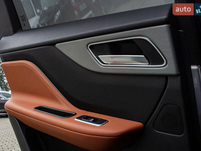 Сірий Ягуар Ф-Пейс, об'ємом двигуна 5 л та пробігом 28 тис. км за 55000 $, фото 83 на Automoto.ua