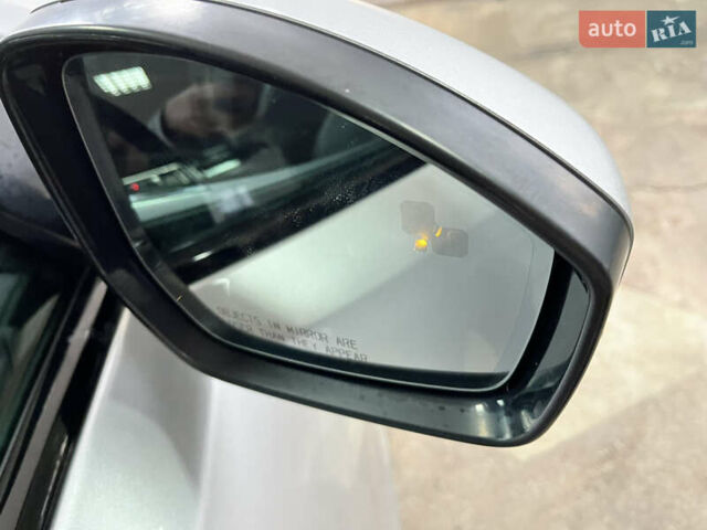 Сірий Ягуар Ф-Пейс, об'ємом двигуна 2 л та пробігом 73 тис. км за 25590 $, фото 19 на Automoto.ua