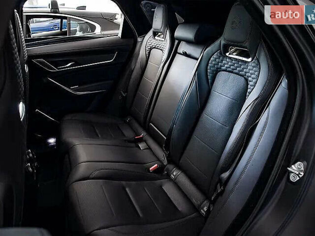 Серый Ягуар Ф-Пейс, объемом двигателя 5 л и пробегом 17 тыс. км за 87000 $, фото 6 на Automoto.ua