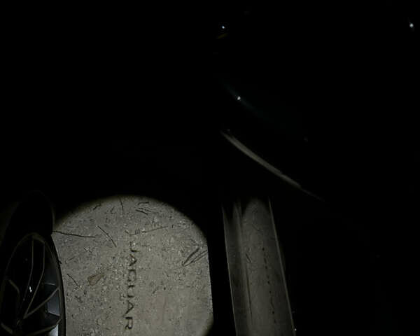 Сірий Ягуар Ф-Пейс, об'ємом двигуна 3 л та пробігом 32 тис. км за 46900 $, фото 7 на Automoto.ua