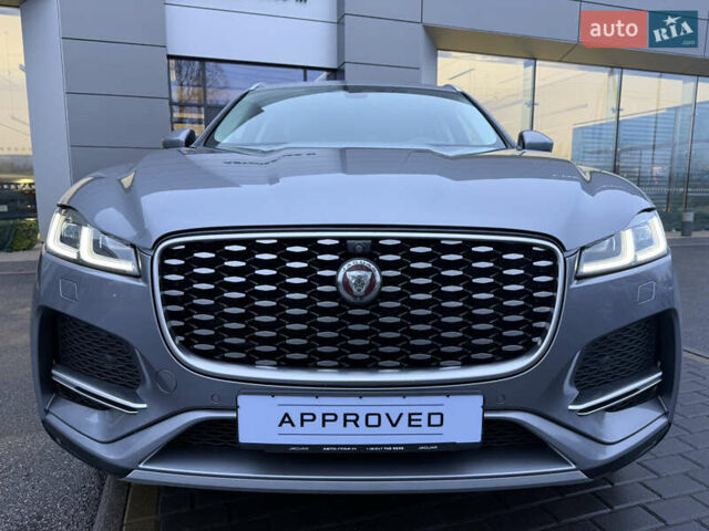 Серый Ягуар Ф-Пейс, объемом двигателя 2 л и пробегом 108 тыс. км за 43900 $, фото 9 на Automoto.ua