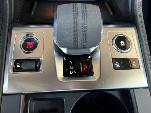 Сірий Ягуар Ф-Пейс, об'ємом двигуна 2 л та пробігом 28 тис. км за 13000 $, фото 8 на Automoto.ua