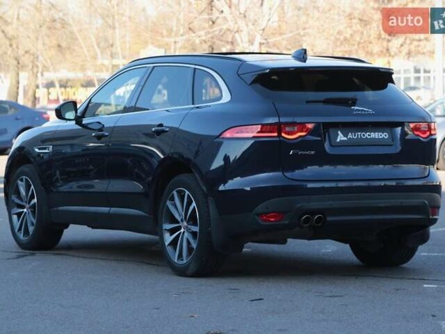 Синій Ягуар Ф-Пейс, об'ємом двигуна 2 л та пробігом 179 тис. км за 22800 $, фото 4 на Automoto.ua