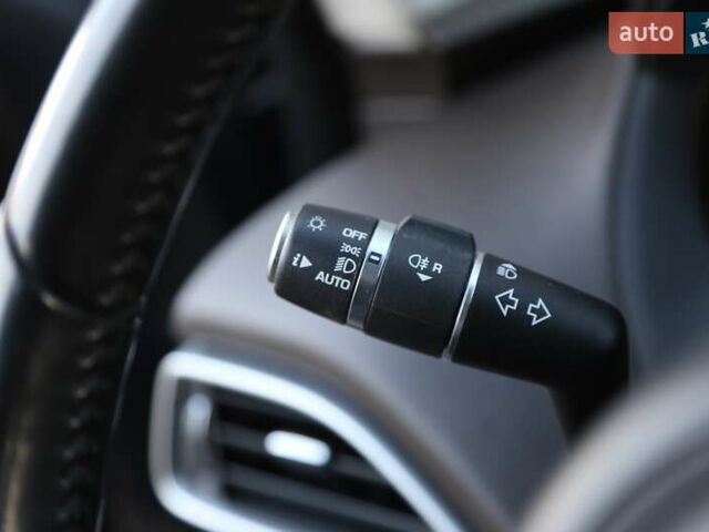 Синій Ягуар Ф-Пейс, об'ємом двигуна 2 л та пробігом 179 тис. км за 22800 $, фото 25 на Automoto.ua