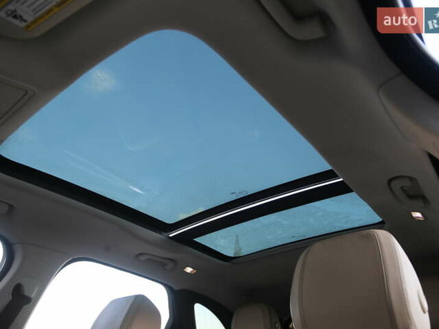 Синій Ягуар Ф-Пейс, об'ємом двигуна 2 л та пробігом 179 тис. км за 22800 $, фото 27 на Automoto.ua