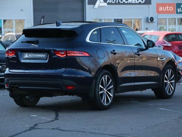 Синій Ягуар Ф-Пейс, об'ємом двигуна 2 л та пробігом 179 тис. км за 22800 $, фото 6 на Automoto.ua