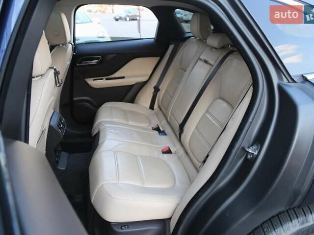 Синій Ягуар Ф-Пейс, об'ємом двигуна 2 л та пробігом 179 тис. км за 22800 $, фото 9 на Automoto.ua